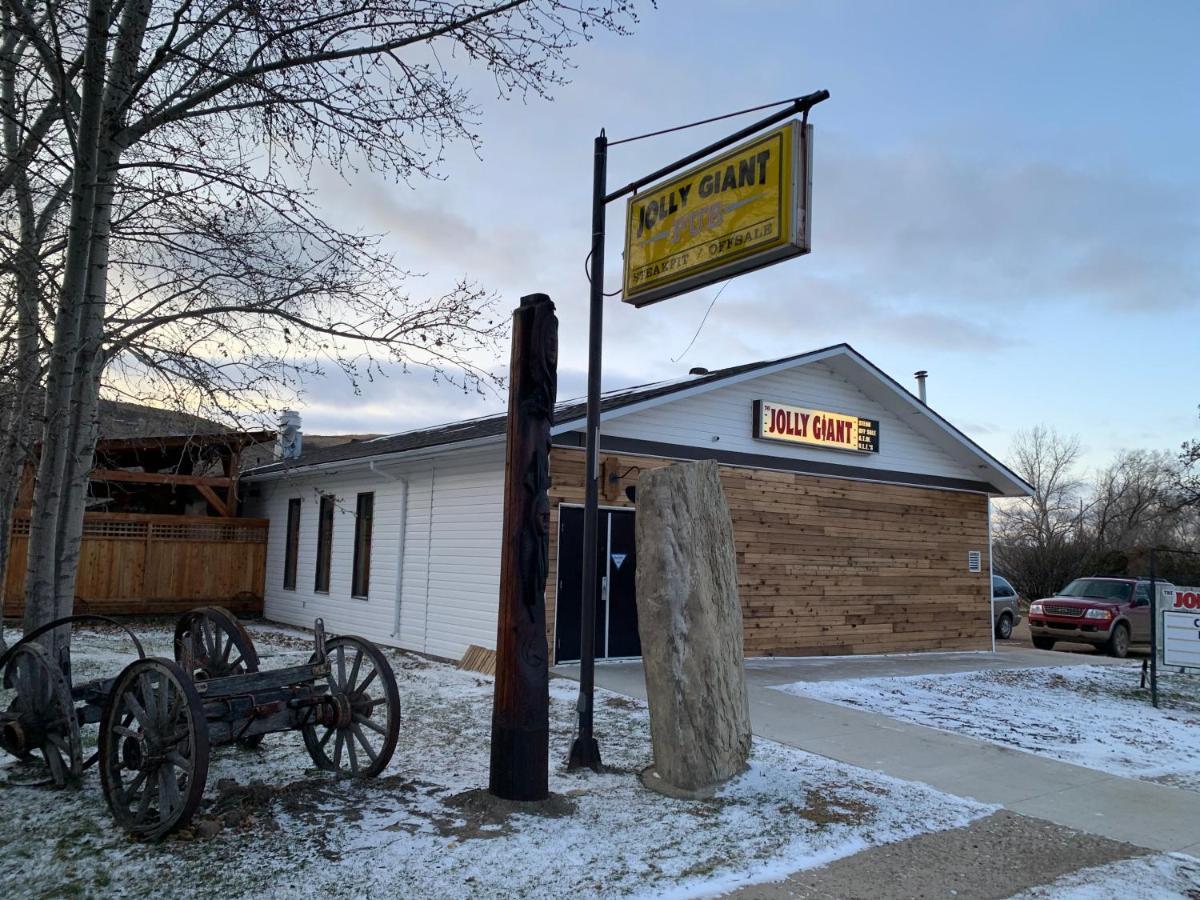 Jolly Giant Pub & Motel Willow Bunch ภายนอก รูปภาพ
